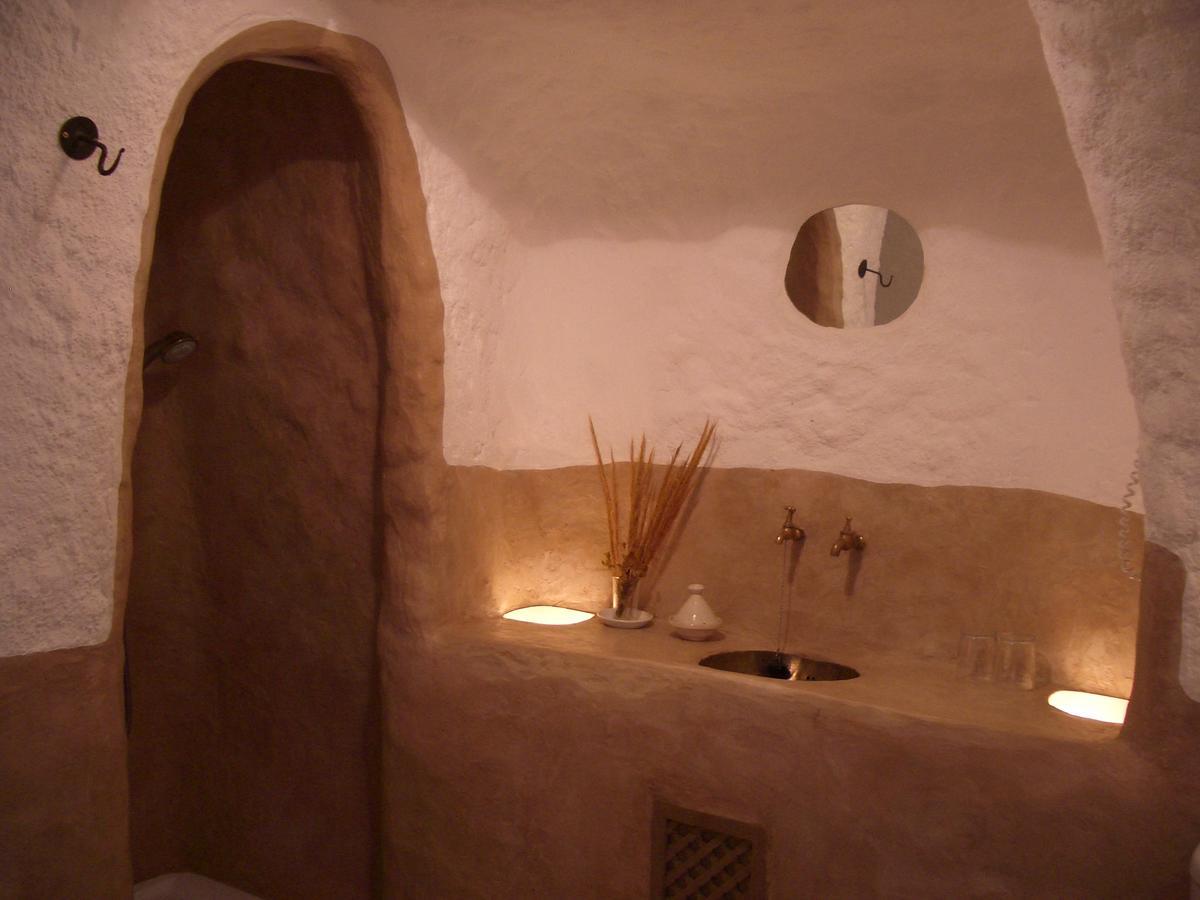 Cueva Las Yeseras Baza Ngoại thất bức ảnh