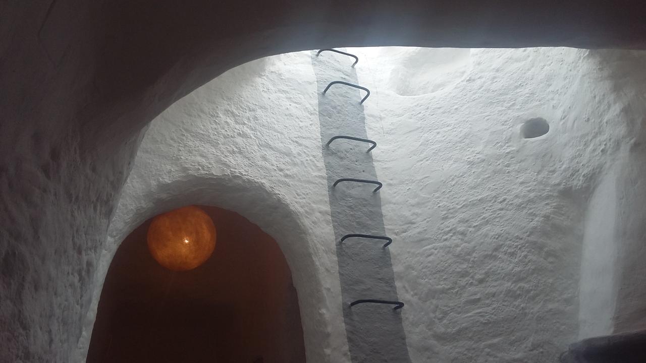 Cueva Las Yeseras Baza Ngoại thất bức ảnh